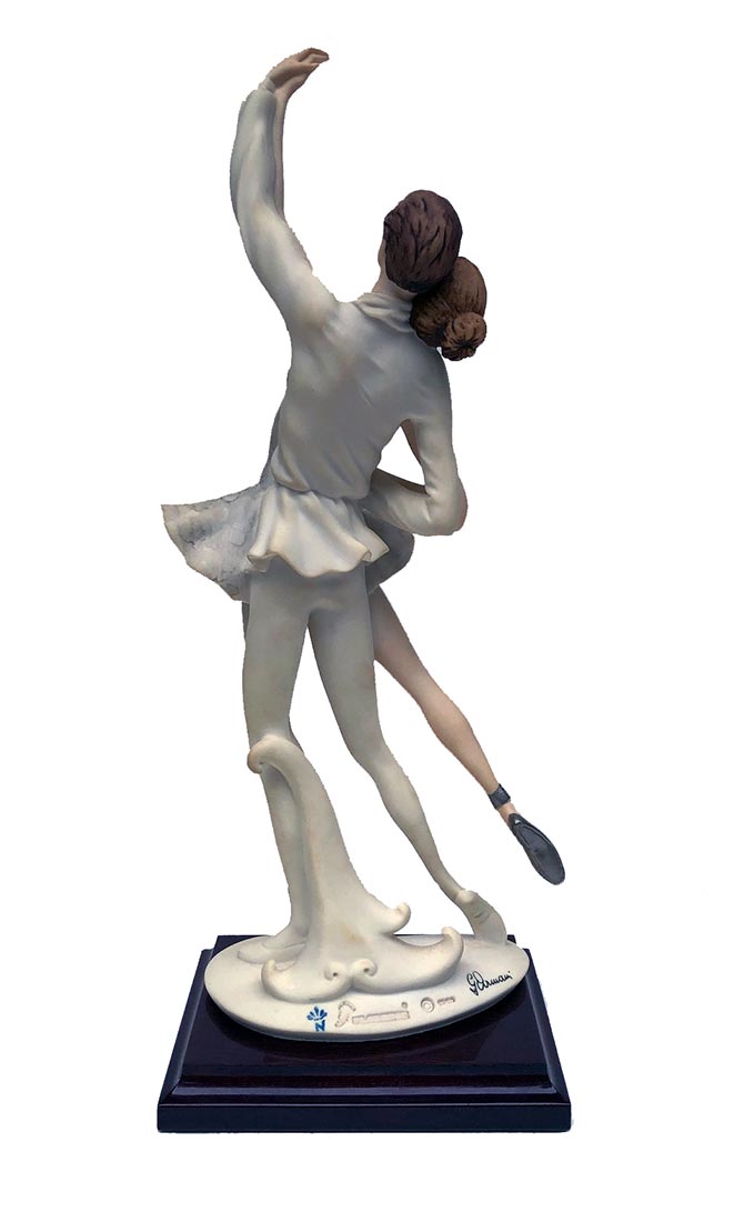 Giuseppe Armani porcelain sculpture Ballet Couple