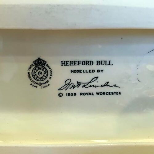 Hereford Bull porcelain sculpture from Royal Worcester artist Doris Linder