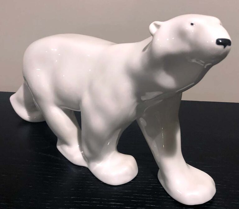 Polar Bear sculpture in porcelain by Lomonosov Porcelain USSR