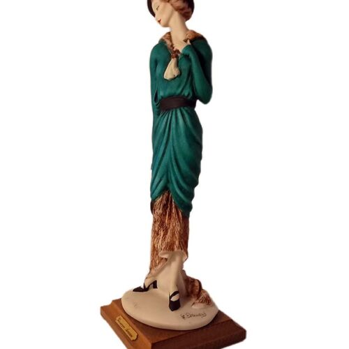 Lady in Green Dress porcelain sculpture figurine by Giuseppe Armani