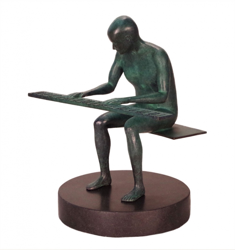 Pianoman a limited edition bronze sculpture by Robert E. Gigliotti